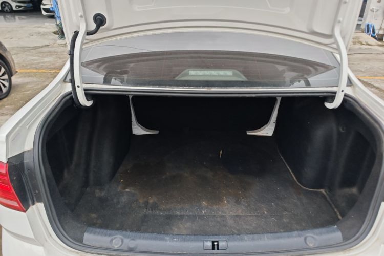 Volkswagen Lavida 2019 #19 Volkswagen Lavida 2019 car image #19