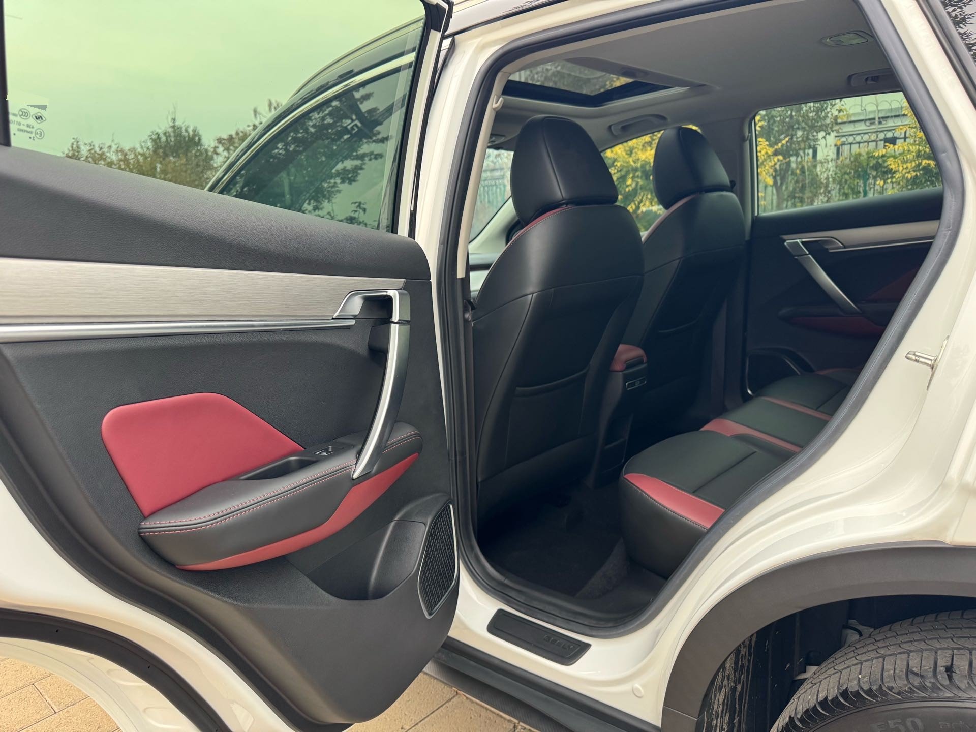 GEELY Coolray 2022 car image #6