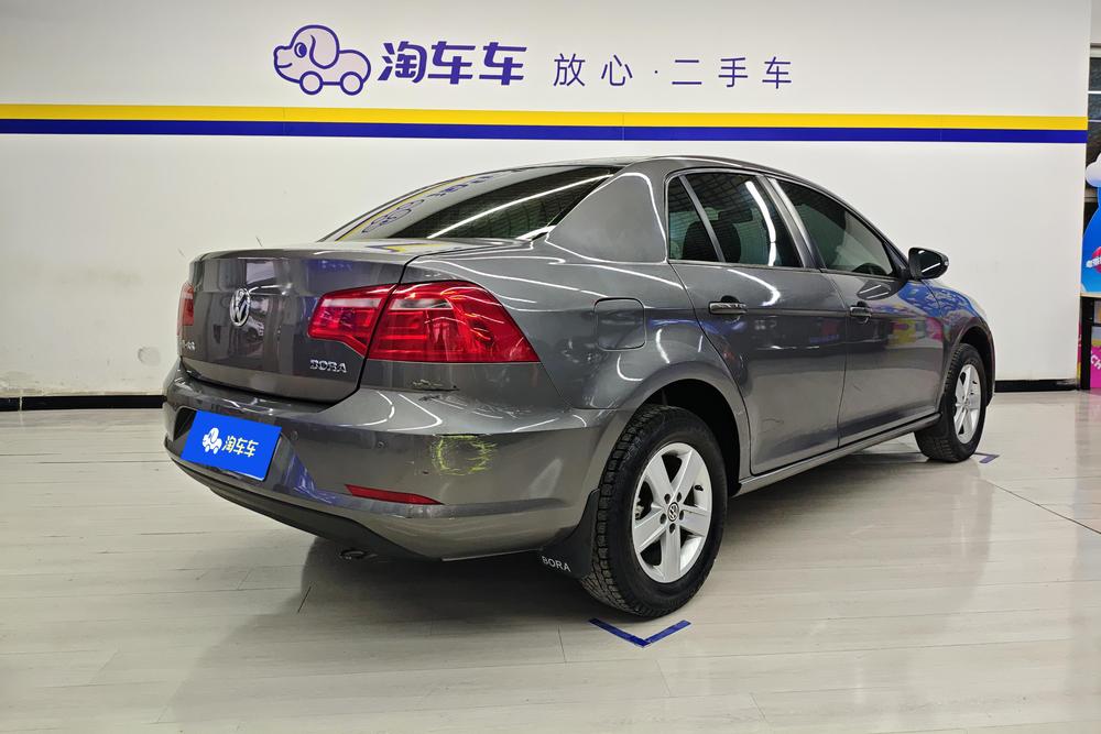 Volkswagen Bora 2013 immagine di auto #11