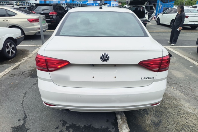 Volkswagen Lavida 2016 car image #6