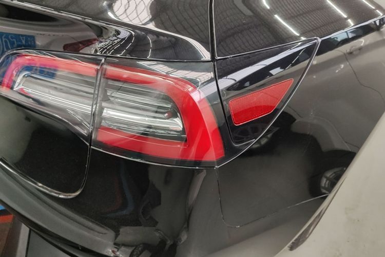 Tesla Model 3 2021 immagine di auto #8