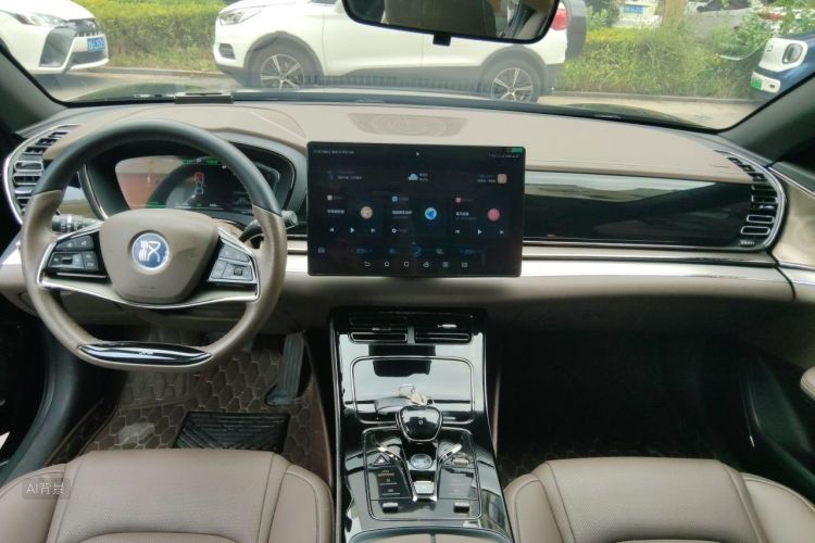 BYD Han 2021 car image #11
