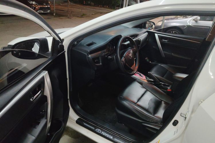2015 #18 2015 car image #18