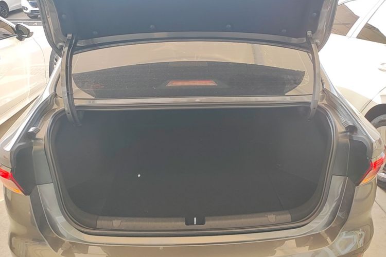 GEELY Emgrand 2023 immagine di auto #21