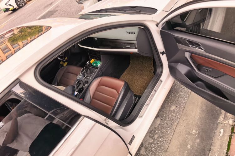 Volkswagen Lavida 2020 car image #25
