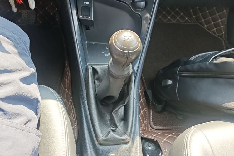 Toyota Vios 2015 car image #14