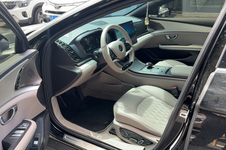 BYD Han 2024 #10 BYD Han 2024 car image #10