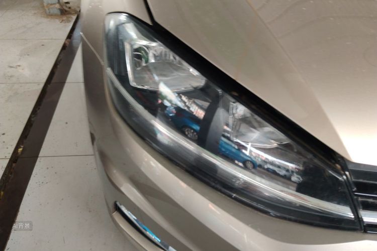 Volkswagen Golf 2020 car image #8