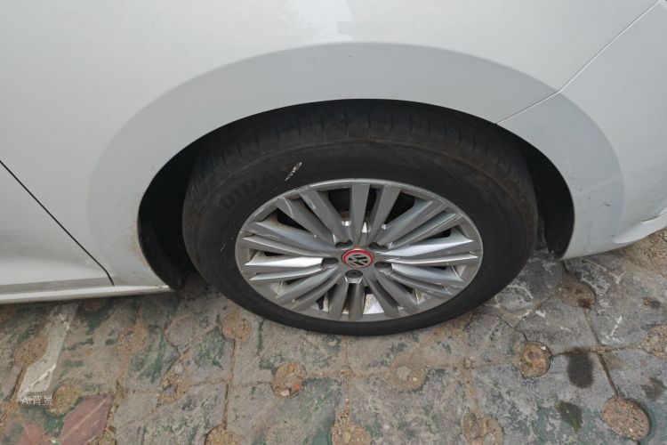Volkswagen Santana 2019 car image #9