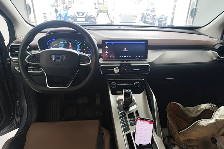GEELY Coolray 2019 #10 GEELY Coolray 2019 صورة سيارة #10