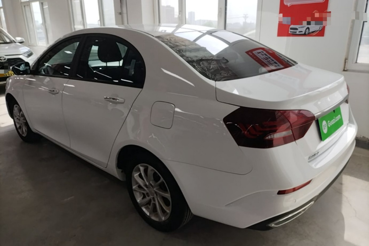 GEELY Emgrand 2021 #5 GEELY Emgrand 2021 car image #5