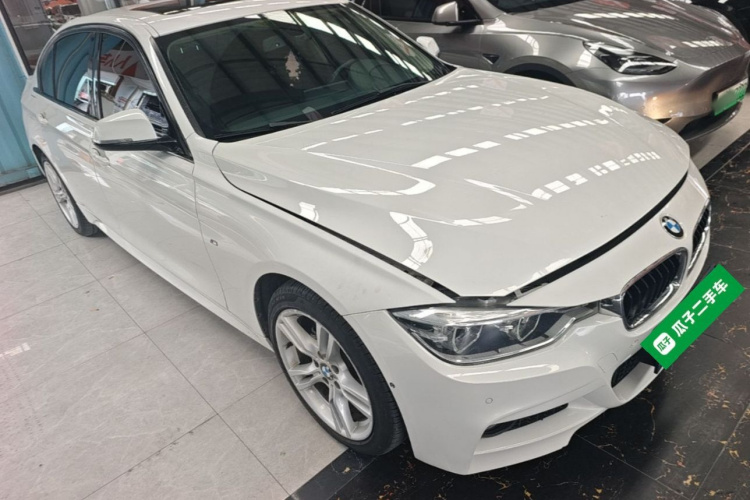 BMW 3 Series 2018 #4 BMW 3 Series 2018 car image #4