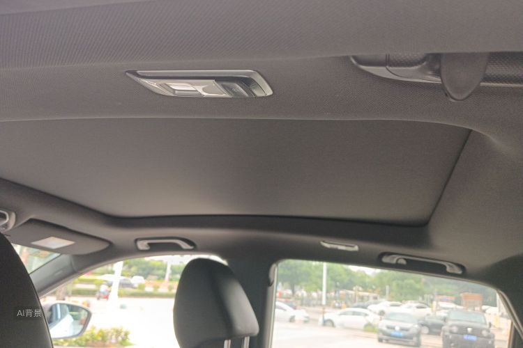 GEELY Coolray 2020 immagine di auto #20