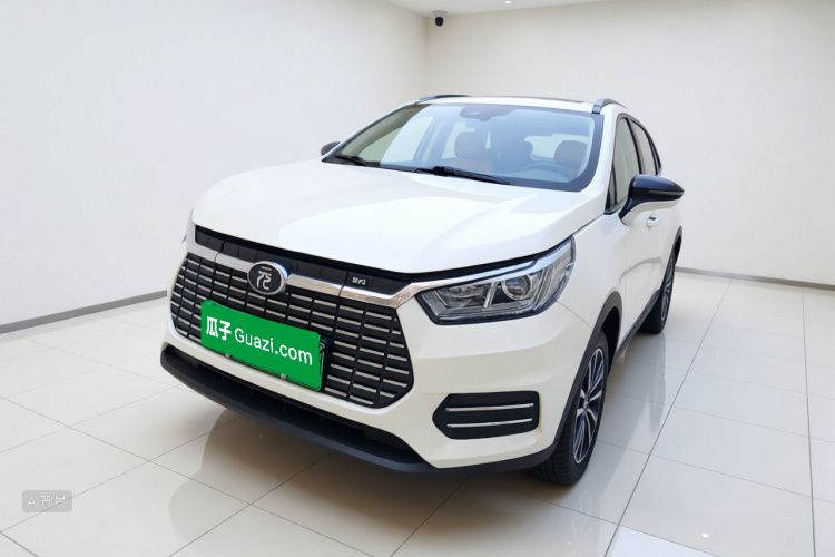 BYD Yuan New Energy 2019 immagine di auto #2