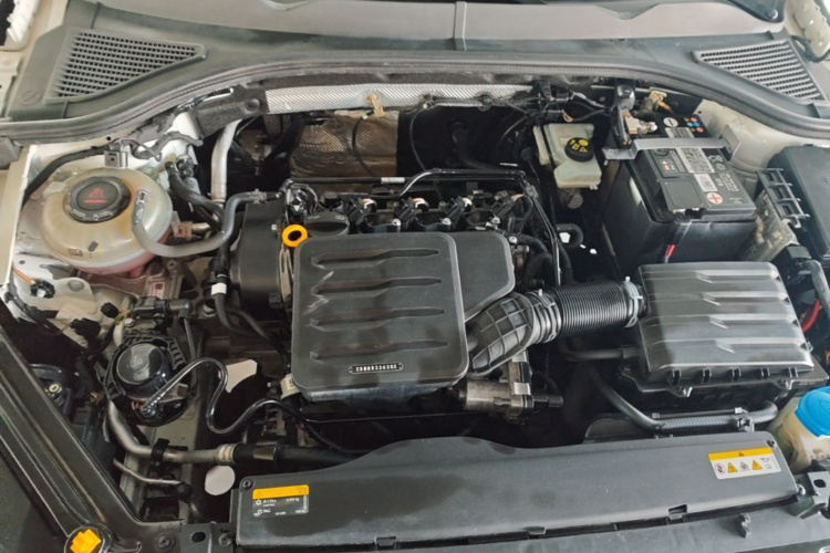 Volkswagen Bora 2020 car image #20