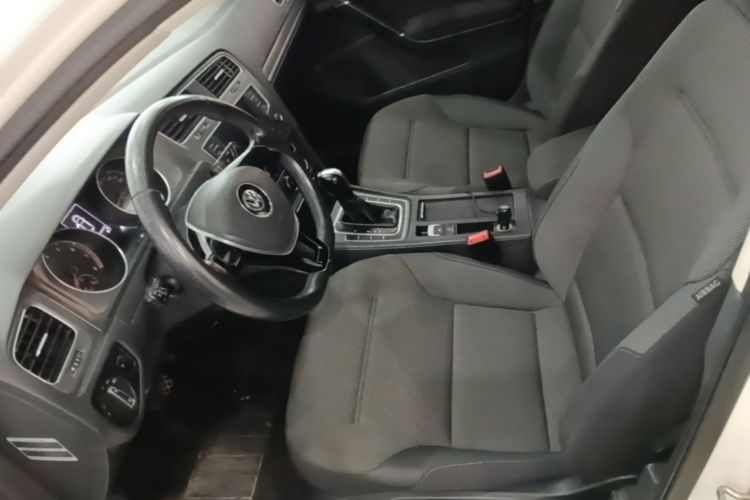 Volkswagen Golf 2016 car image #19