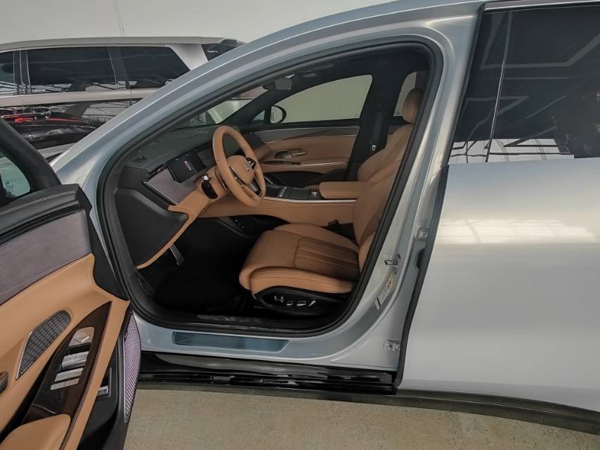 BYD HanL 2025 #3 BYD HanL 2025 изображение автомобиля #3