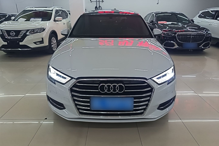 Audi A3 2018 صورة سيارة #3