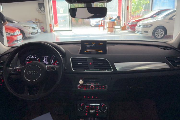 Audi Q3 2016 #12 Audi Q3 2016 car image #12