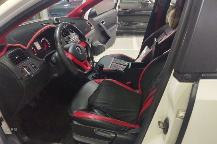 Volkswagen Polo 2016 صورة سيارة #17