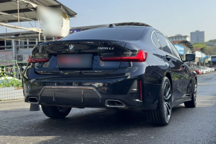 BMW 3 Series 2024 #8 BMW 3 Series 2024 car image #8