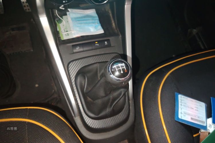 BYD Yuan 2017 #16 BYD Yuan 2017 car image #16
