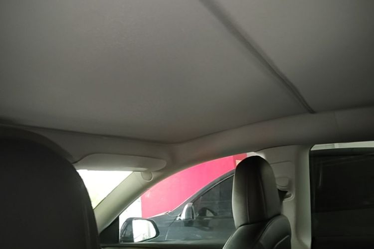 Tesla Model Y 2021 #18 Tesla Model Y 2021 car image #18