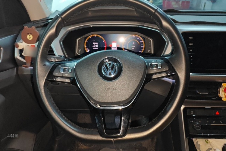 Volkswagen T-Cross 2019 #12 Volkswagen T-Cross 2019 car image #12