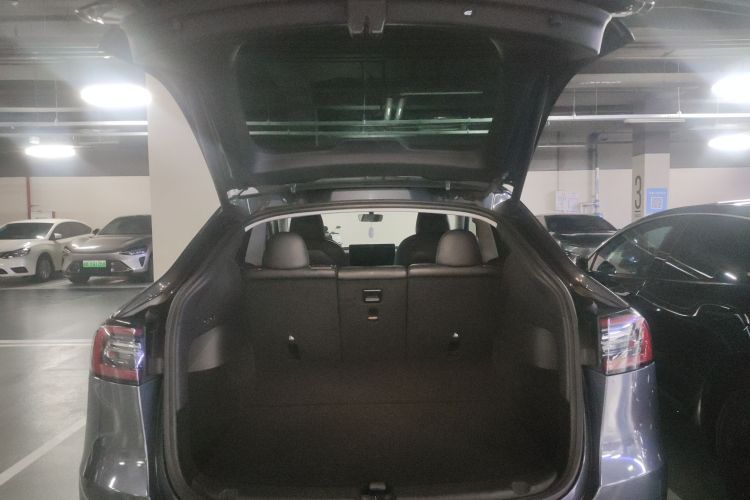 Tesla Model Y 2021 #28 Tesla Model Y 2021 immagine di auto #28