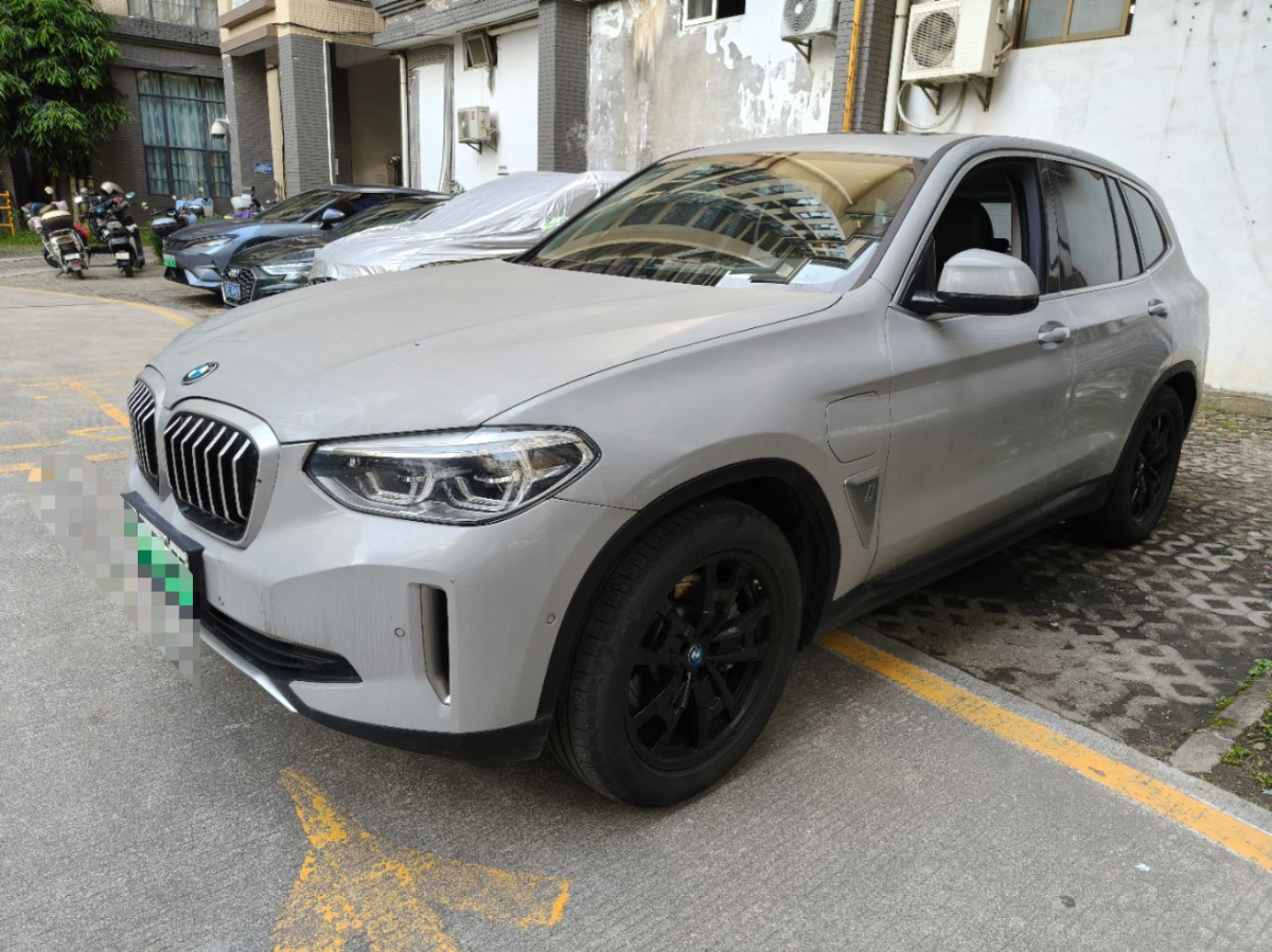 BMW iX3 2021 car image 