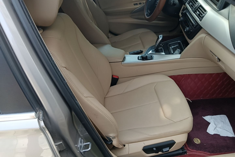 BMW 3 Series 2017 #24 BMW 3 Series 2017 car image #24