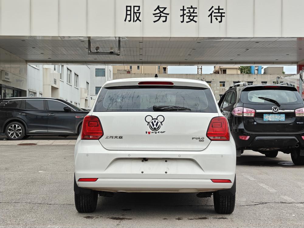 Volkswagen Polo 2019 car image #4