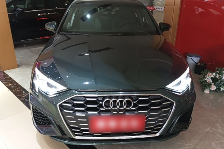Audi A3 2022 immagine di auto #3