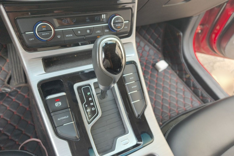 GEELY Emgrand GS 2020 car image #18