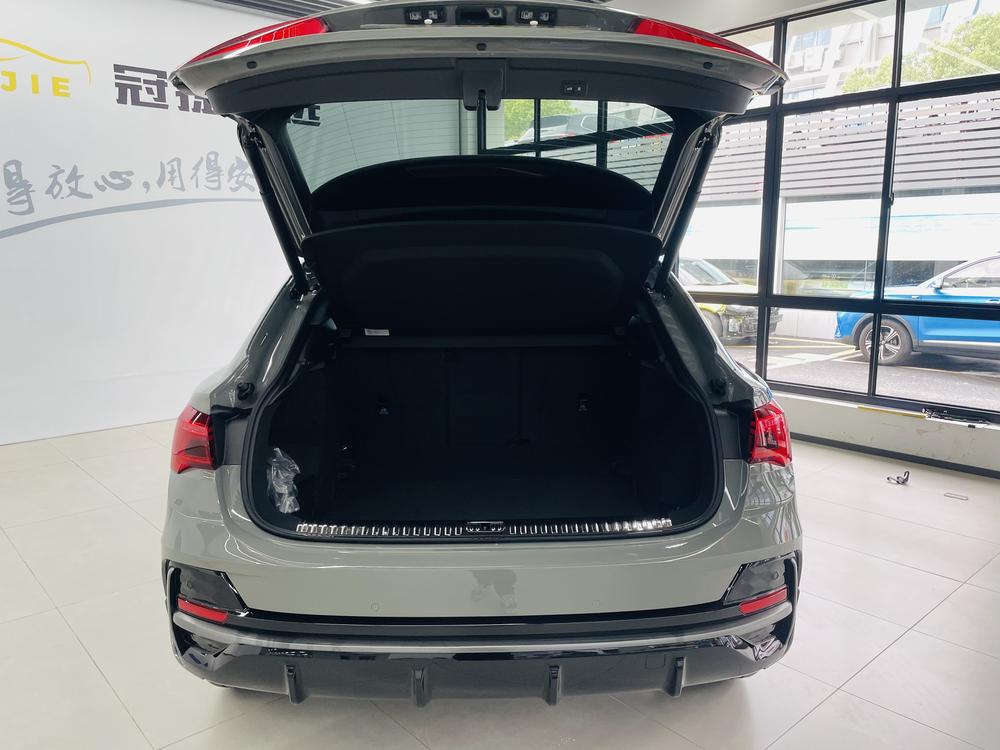 Audi Q3 Sportback 2024 imagen de coche #16