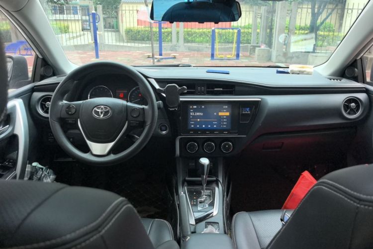 Toyota Corolla 2018 #7 Toyota Corolla 2018 car image #7