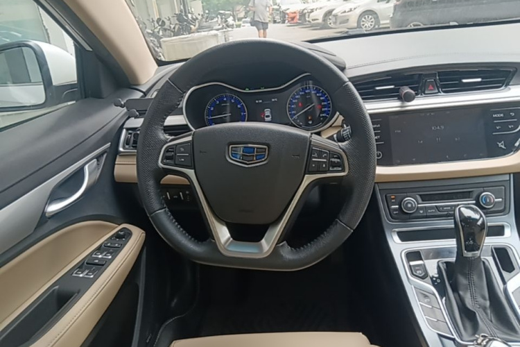 GEELY Emgrand 2018 #11 GEELY Emgrand 2018 car image #11