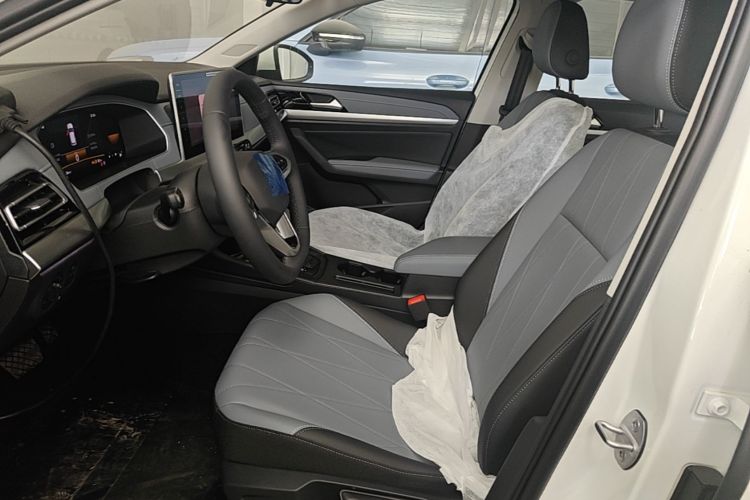 Volkswagen Lavida 2026 car image #15
