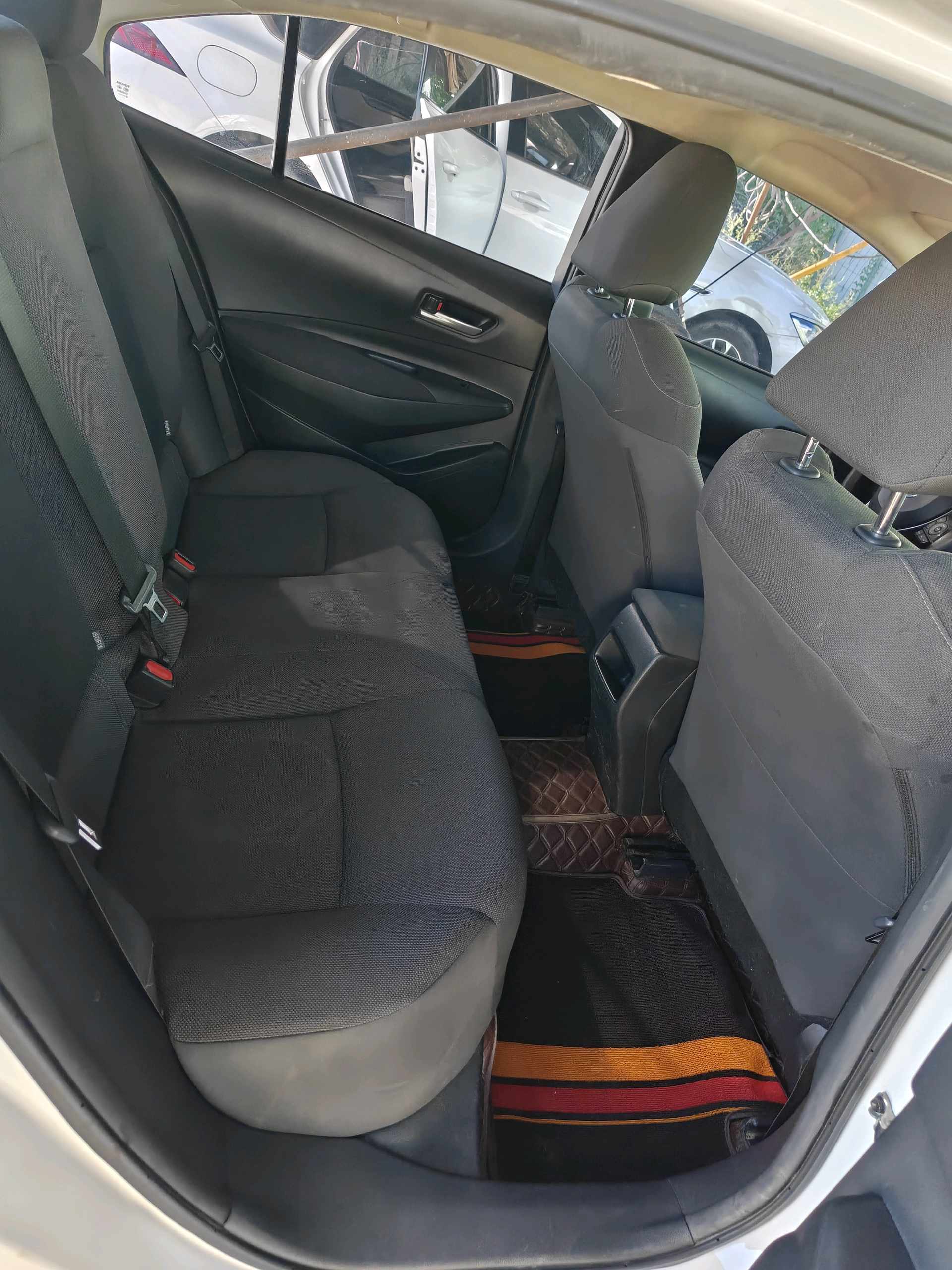 Toyota Corolla 2023 immagine di auto #6