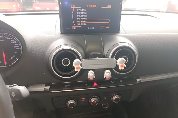 Audi A3 2016 صورة سيارة #17
