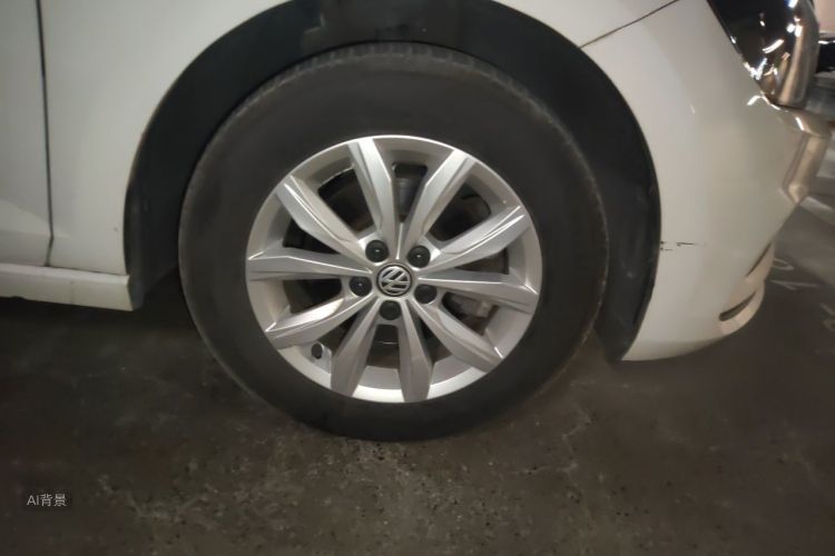 Volkswagen Polo 2019 car image #9
