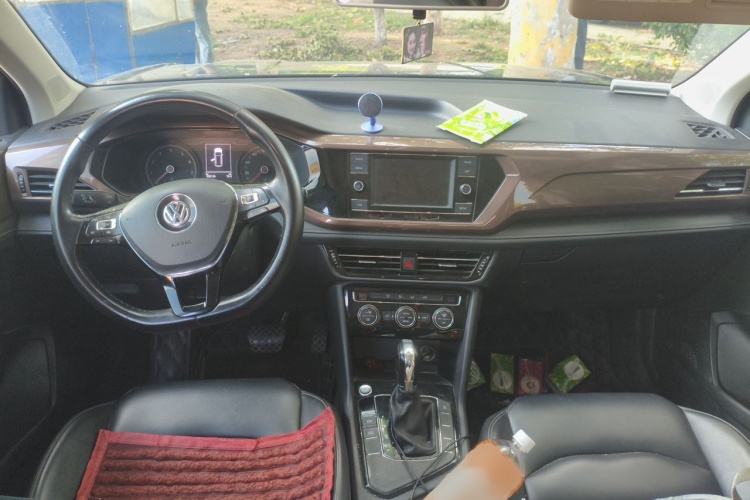 Volkswagen Tharu 2019 #12 Volkswagen Tharu 2019 car image #12