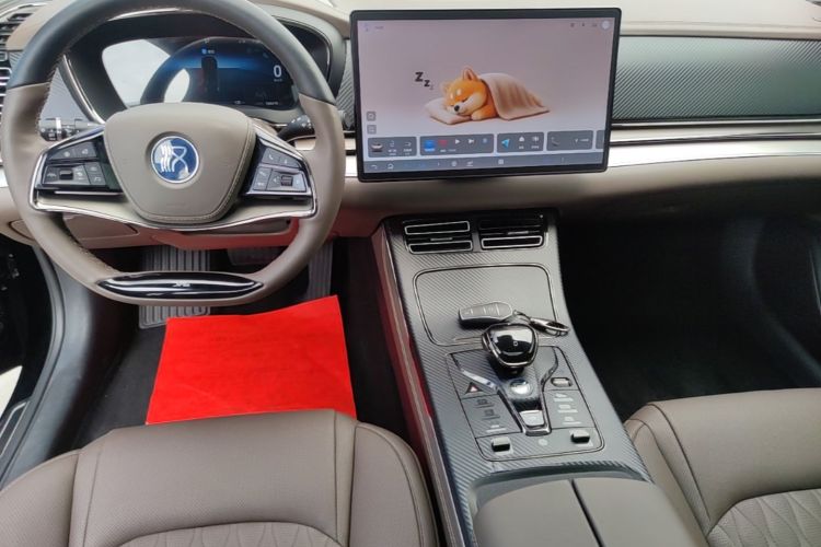 BYD Han 2024 car image #13
