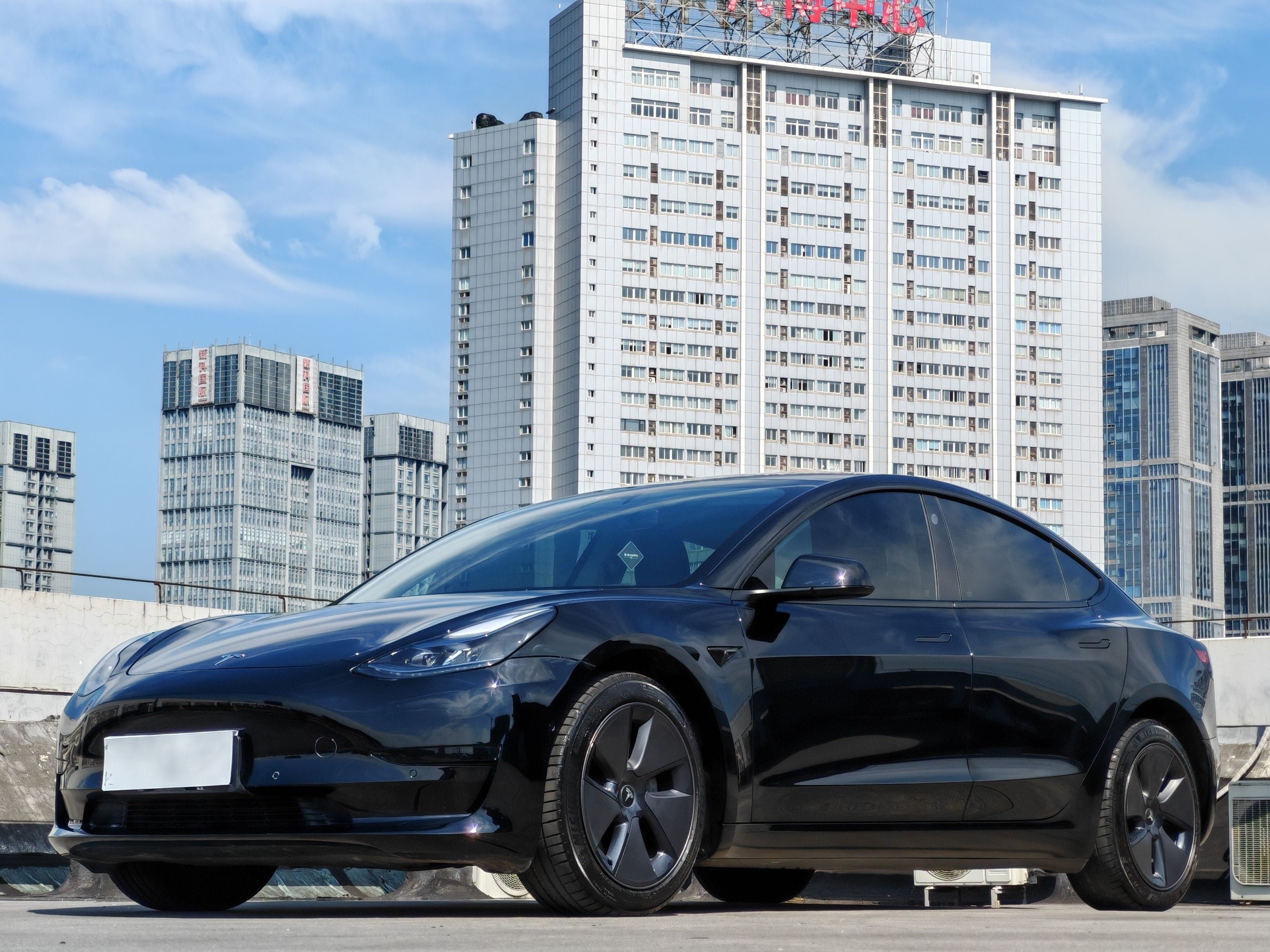 Tesla Model 3 2026 car image 