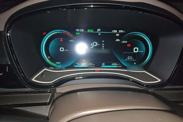 BYD Han 2021 immagine di auto #16