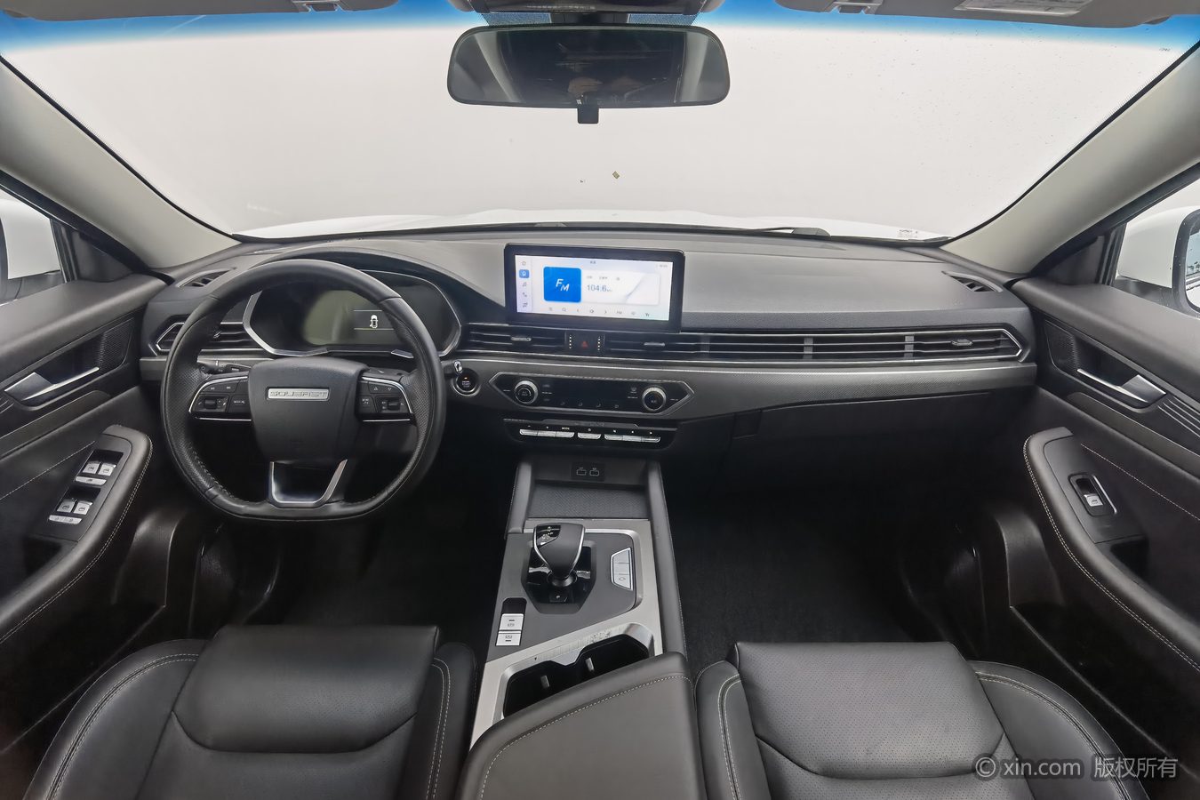 Soueast DX8 S 2023 car image #12