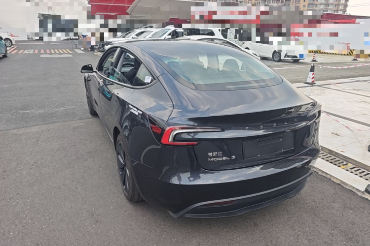 Tesla Model 3 2025 #5 Tesla Model 3 2025 car image #5