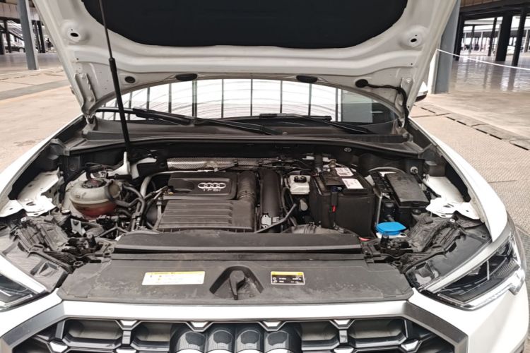 Audi Q3 2019 #22 Audi Q3 2019 car image #22