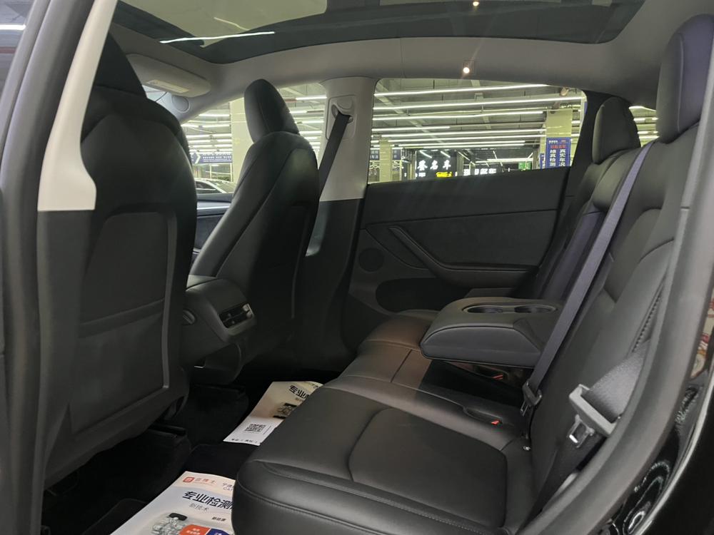 Tesla Model Y 2024 #16 Tesla Model Y 2024 car image #16