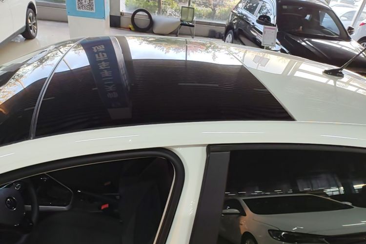 Volkswagen Polo 2021 صورة سيارة #25